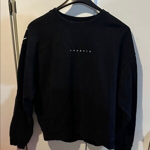 YoungLA -  Like New Black Crewneck Sweatshirt. - M